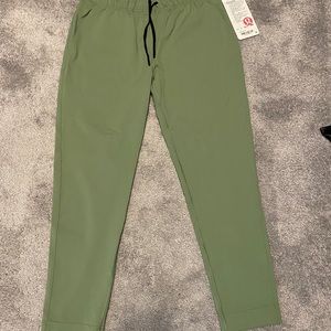 Lululemon Jet Crop Slim 6